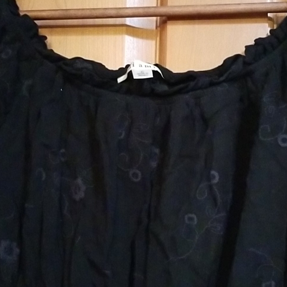 Romper - Picture 2 of 9